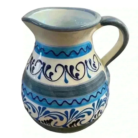 MILK/BLUE hand‎ painted ceramic pitcher made in Spain - Picture 1 of 5